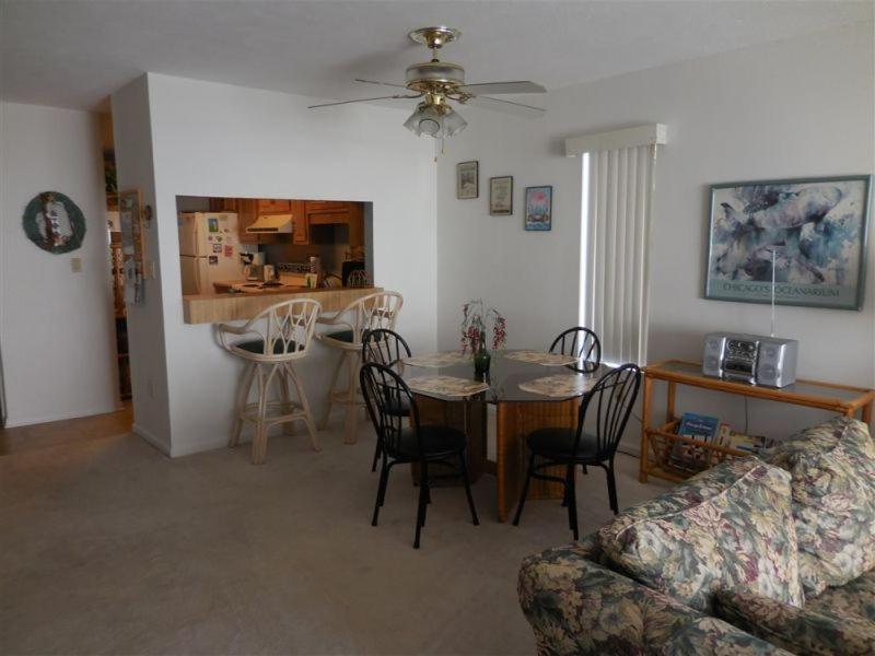 Cabana Section Of Myrtle Beach Awesome Ocean View From The Front,Exercise Trail,Pool,Shower Outside Villa Exterior photo