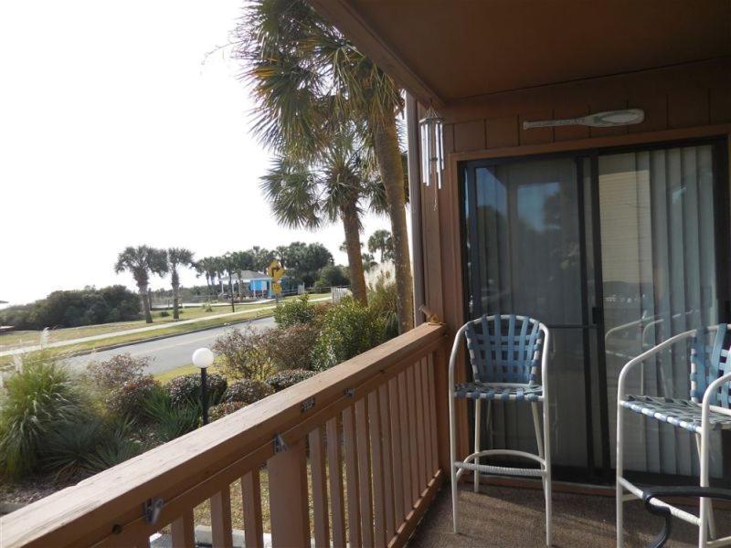 Cabana Section Of Myrtle Beach Awesome Ocean View From The Front,Exercise Trail,Pool,Shower Outside Villa Exterior photo