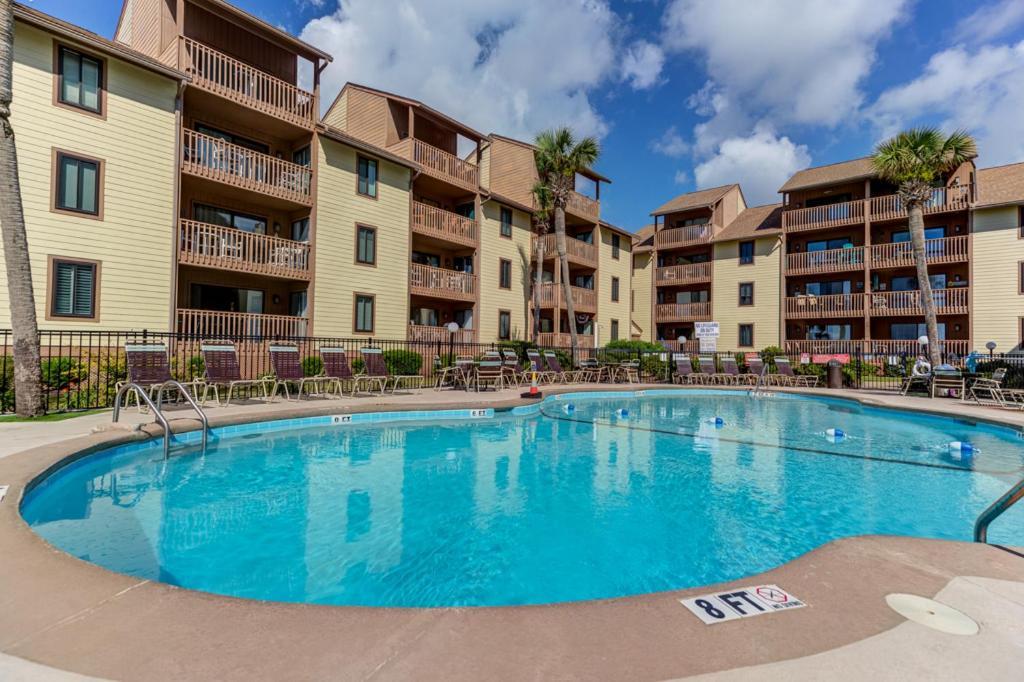 Cabana Section Of Myrtle Beach Awesome Ocean View From The Front,Exercise Trail,Pool,Shower Outside Villa Exterior photo